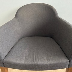 【無料】イタリア製カリガリス チェア2脚（破れ・汚れあり）の画像