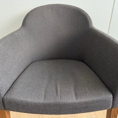 【無料】イタリア製カリガリス チェア2脚（破れ・汚れあり）の画像