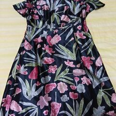 花柄ワンピース　半袖+袖無し　4着セット　Lサイズの画像