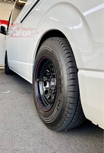 ハイエース デイトナ？ 195/80R15 2020年 溝有