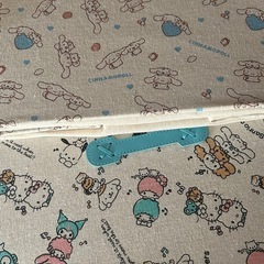 サンリオ折り畳み収納BOXの画像
