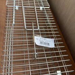 金属製のネズミ捕り用ケージの画像