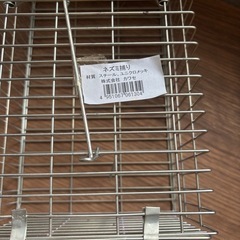 金属製のネズミ捕り用ケージの画像