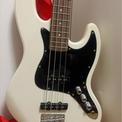 ベース 白（RDR reves deviennent realite）の画像