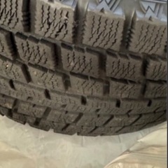 スタッドレスタイヤ4本　セダンの画像