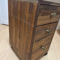 キャスター付き 3段 サイド チェスト ベッドサイドテーブルの画像