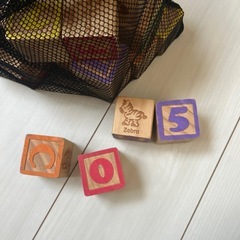 アルファベット積み木の画像