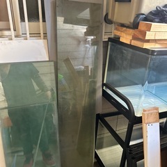 棚板ガラスの画像