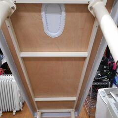 ♪ビューティガレージ エステベッド 有孔マッサージベッド K-5DX 高密度ウレタン①の画像