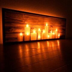 LEDキャンバスポスター 3枚セット光るキャンドル壁紙 アートパネル ろうそく幻想アート NITORIインテリア装飾 展示品・傷物・アウトレットの画像