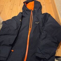 モンベルジャケットの画像