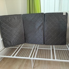 シングルベッド　マット付きの画像