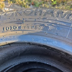 ◯4中古ヨコハマ　iceGUARD ig50PLUS205/60R16スタッドレス4本セットの画像