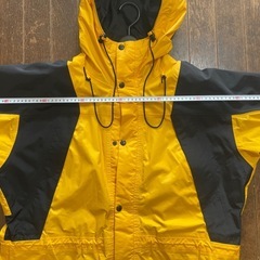 ノースフェイス　North Faceマウンテンパーカーの画像