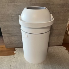 オムツ　ゴミ箱　の画像