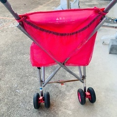 折りたたみ　ベビーカーの画像