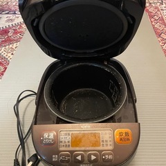 【象印 3合炊き】黒厚釜・豪熱沸とうIH炊飯ジャー NL-BT05の画像