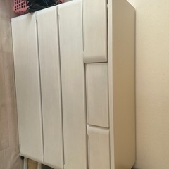 ニトリ洋服ダンスの画像