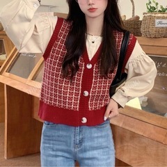 チェック柄ニットベストの画像