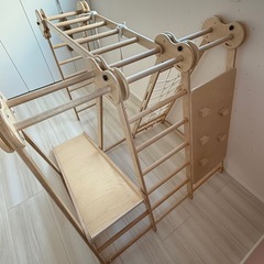 ジャングルジム 折り畳み天然木 ブランコ 滑り台 大型遊具 すべり台 子供の画像