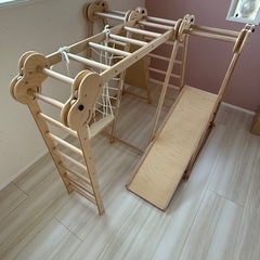 ジャングルジム 折り畳み天然木 ブランコ 滑り台 大型遊具 すべり台 子供の画像