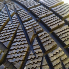 スタッドレスタイヤ　17インチ　の画像