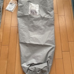 ニトリ　シェルチェア　ひじ掛け付き　ライトグレーの画像