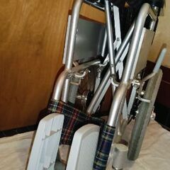 介助式車いす(手動)　TacaoF B-４０の画像