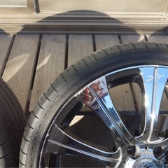 タイヤの画像