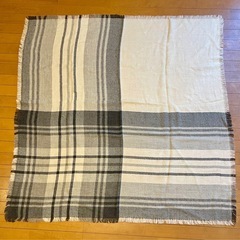 MOONBAT(毛100%)ショールの画像