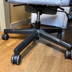 ゲーミングチェアの画像