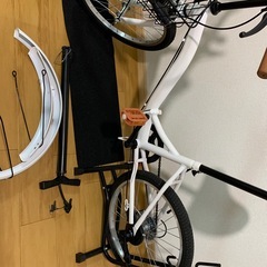 受け取り予定確定クリスマスプレゼントにいかが☺️メンテナンス済み折り畳み自転車‼️の画像