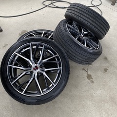 245/45R20 タイヤホイール4本セットの画像