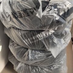 中古スタッドレスタイヤ&ホイールセット　225/60/18   の画像