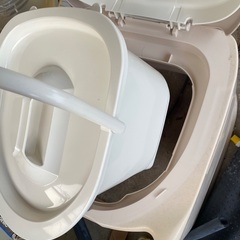 ポータブルトイレ 大人用 介護用の画像