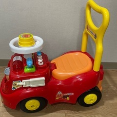 【お譲り先決定】アンパンマンの消防車手押し車の画像