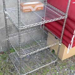 配達先決定🚚　無料配達します🚚メタルラック幅54×奥39×高さ183㎝💖座布団💖の画像