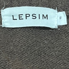 セーター　ブラウン　の画像