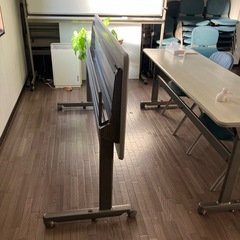 教室、会議、折り畳み机11個まとめての画像