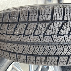 【2016年製】175/65R14 スタッドレスタイヤの画像