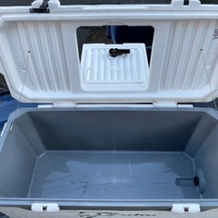 大型クーラーボックス 156Lの画像