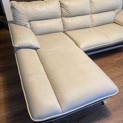 ニトリL字ソファの画像