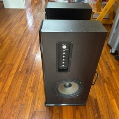 ダブルウーファータワースピーカーの画像