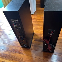 ダブルウーファータワースピーカーの画像