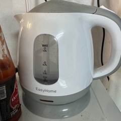 引き取ってくださったら【3000円渡します】冷蔵庫ほか一人暮らしセットの画像