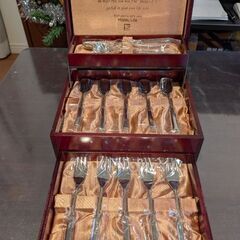 RALLYのカトラリーセットの画像