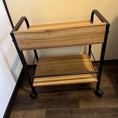 キャスター付き棚　ベッドサイド　パソコン の画像