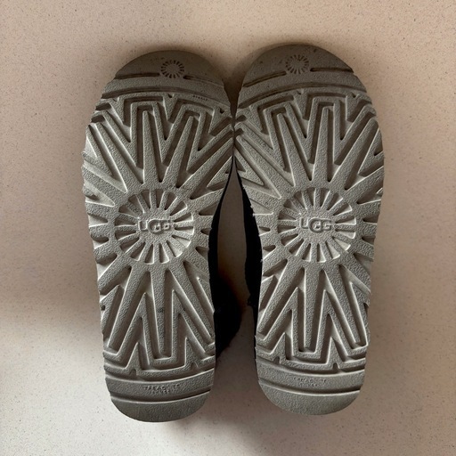 UGG ナベア リボン ムートンブーツ 24cm ナイトフォール