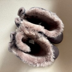 UGG ナベア リボン ムートンブーツ 24cm ナイトフォールの画像