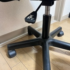 【中野で受渡】オフィスチェア(メッシュ素材／ブラック)の画像